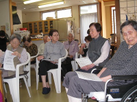 11���̃z�[���̗l�q