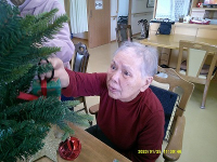 12���̃z�[���̗l�q